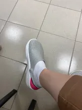 QUAOAR-Sandalias con agujeros para Hombre, zuecos de goma EVA Unisex, calzado para jardín, color negro, 2020