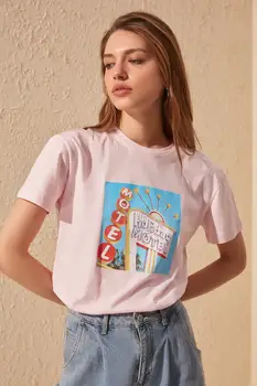 

Trendyol Printed Semi-Fitted Knitted T-Shirt TWOSS20TS0246