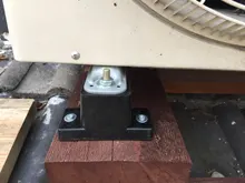 Mounting-Bracket Vibration Anti-Vibration-Isolator-Pads Air-Conditioner Rubber Cushion