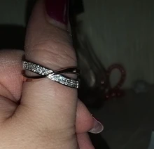 Huitan-anillo cruzado en forma de X de dos tonos para mujer, joyería de moda de boda, sortijas grandes y modernas de piedra CZ deslumbrantes