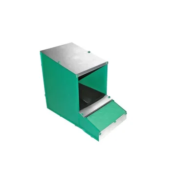 

Ponedero de 1 Hueco Desmontable con Fondo y Cesta para Gallinas