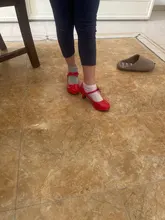 2020 nueva gran oferta zapatos de baile de cuero de princesa zapatos de fiesta de arco de color rojo sólido brillante zapatos de moda de tacón alto para niños