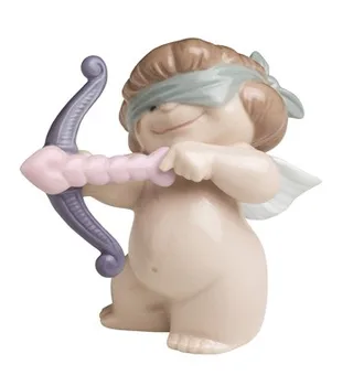 

NAO' BY LLADRO' STRAIGHT TO THE HEART 2005063 original
