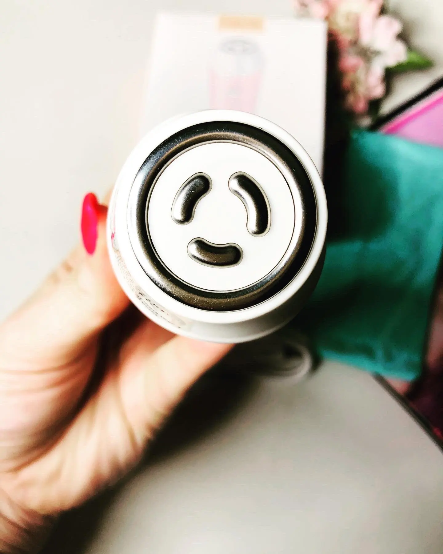 Отзыв о товаре ANLAN rf лифтинг аппарат массажер для лица микротоки для лица рф лифтинг аппарат RF Устройство для красоты RF лифтинг для лица радиочастотная мезотерапия для лица омоложение кожи лифтинг укрепляющее удаление морщин от пользователя N***a