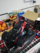 Coche todoterreno teledirigido 2WD 1/14 de alta velocidad, vehículo de carreras de 2,4 Ghz, camión monstruo eléctrico, juguetes de regalo para niños