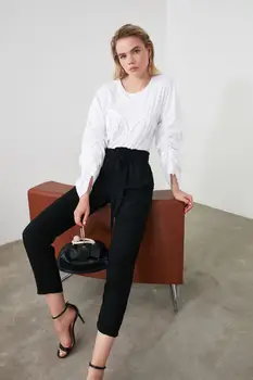 

Trendyol Belted Pants TWOAW21PL0059