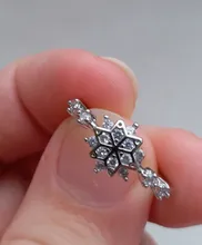 ZHOUYANG-anillos con copos de nieve de cristal para mujer, flor de circonita AAA +, amarillo claro Color oro rosa, regalo, joyería KBR133