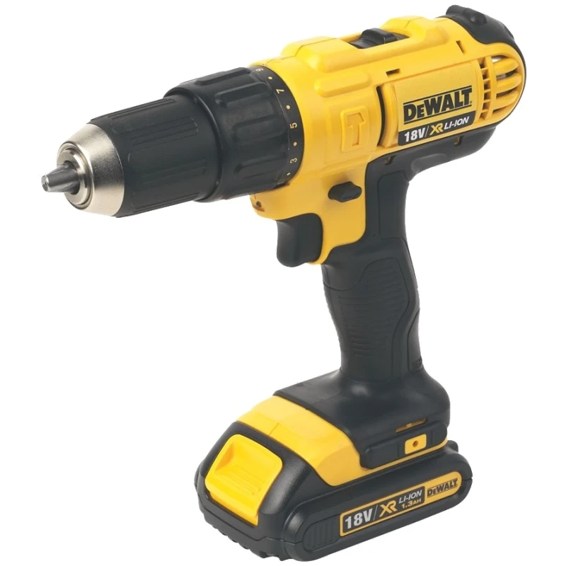 Дрель-шуруповерт аккумуляторная DeWalt DCD776S2 (Подсветка рабочей зоны, индикатор заряда, функция удара, реверс)