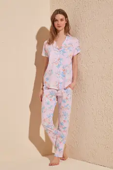

Trendyol Flower Patterned Knitted Pajama set THMSS20PT0189