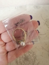 Huitan romántico anillos de perlas simuladas para las mujeres de lujo aniversario de boda accesorios anillos de compromiso para venta al por mayor