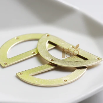 

4 Pieces Raw Brass Half Circle - Crescent Charm with Multiple Holes - 40x20mm (4384C-Q-23)