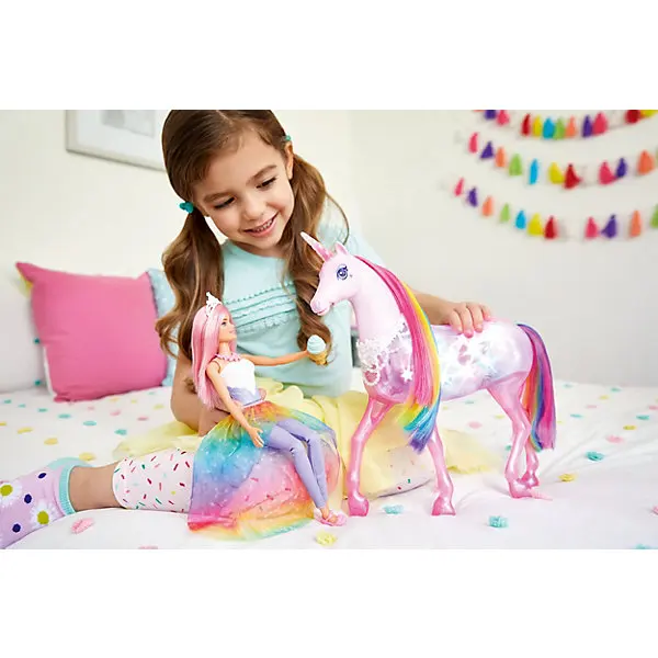 Игровой набор Barbie Dreamtopia Кукла и Радужный единорог