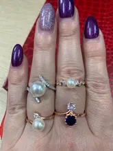 Huitan romántico anillos de perlas simuladas para las mujeres de lujo aniversario de boda accesorios anillos de compromiso para venta al por mayor