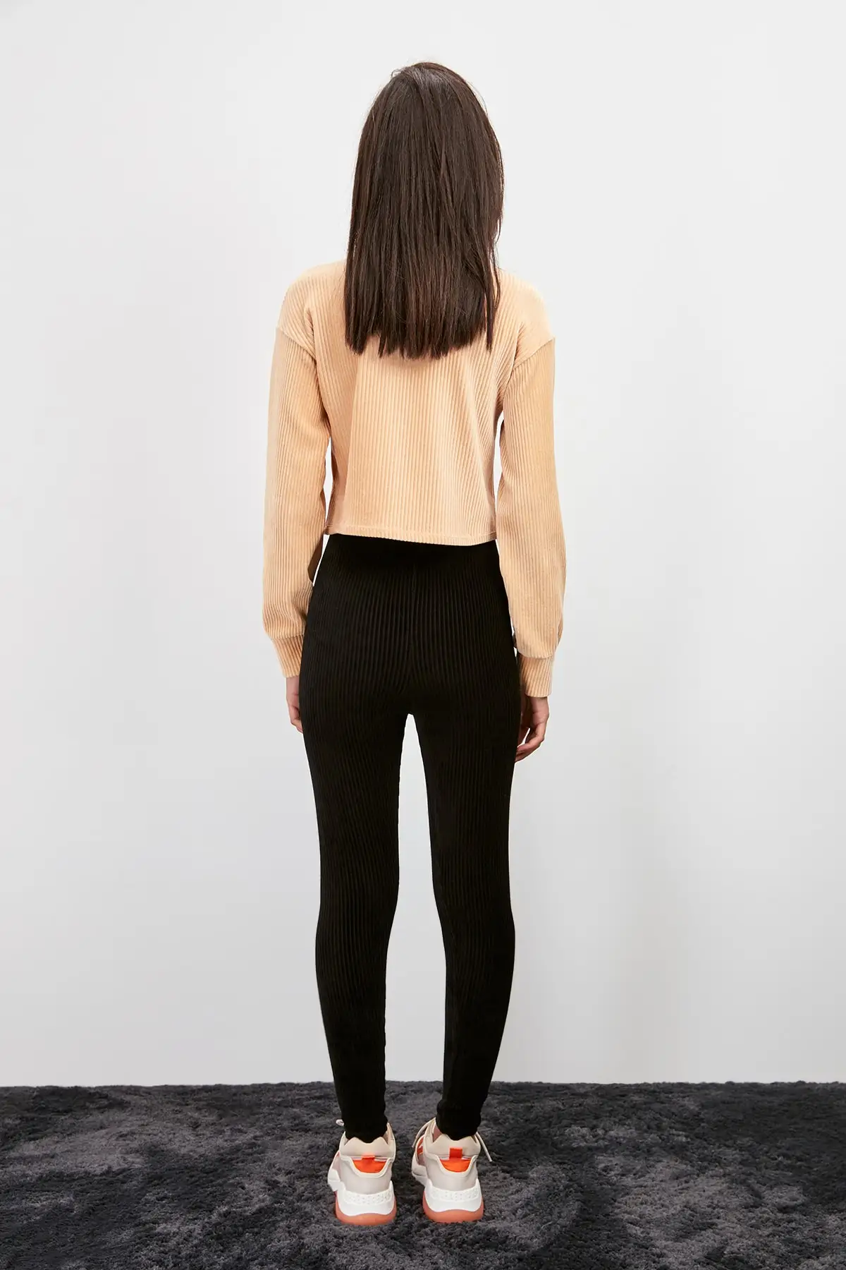Trendyol вельветовые трикотажные леггинсы TWOAW20TA0095