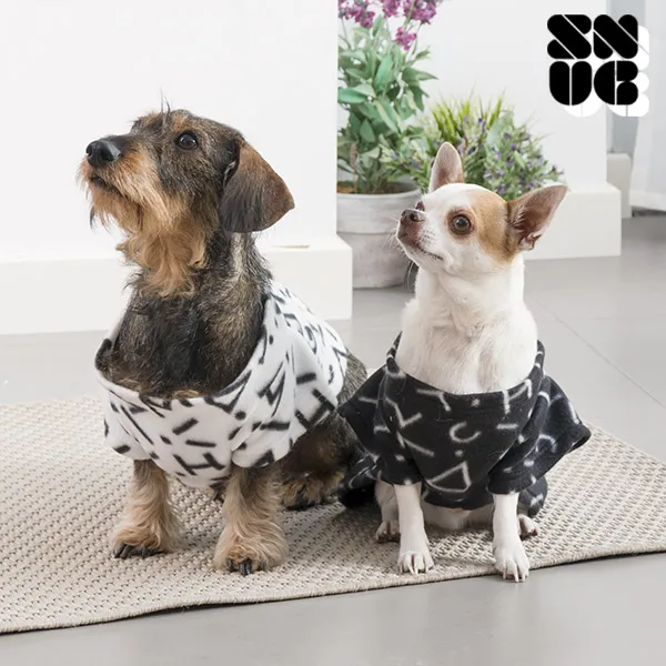 Symbols Snug One Doggy Dog одеяло с рукавами