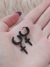 DreamBell hombres pendientes de Clip pendientes largos aretes pendientes moda Hiphop estilo Rock hipoalergénico en forma de cruz de acero de titanio Clip de oreja aretes Accesorios