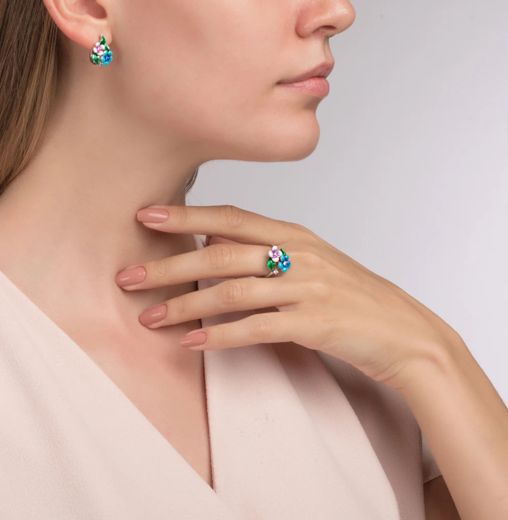 Серебряное кольцо с фианитами SUNLIGHT проба 925