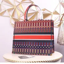 Элитный бренд Для женщин холст дизайнерская книга Сумка-тоут Сумка Высокое качество с буквенным принтом с вышивкой для девочек; футболка с Повседневное хозяйственные сумки из натуральной кожи