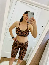 Conjunto de Sujetador deportivo sin costuras con estampado de leopardo para mujer, pantalones cortos de motorista, ropa de entrenamiento de 2 piezas, ropa de deporte para correr