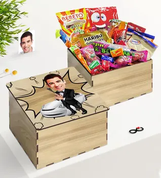 

Tailor-made In Wooden Box Bay Agent Caricature Of Nostalgic Lezzetler Gift set