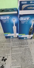 Oral B Vitality D100 CrossAction, Cepillos de dientes Eléctricos Recargables Blanco/Negro, limpieza 2D, cabezal oscila y rota