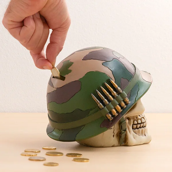 Solider череп копилка