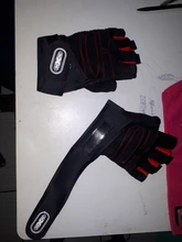 Los hombres Fitness peso pesado guantes de entrenamiento de culturismo medio dedo guantes antideslizante se muñeca apoyo halterofilia deportes