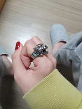 Punk personalidad de los hombres anillo de tigre de los hombres exquisita joyería de titanio anillo de acero (tamaño: 8-11)