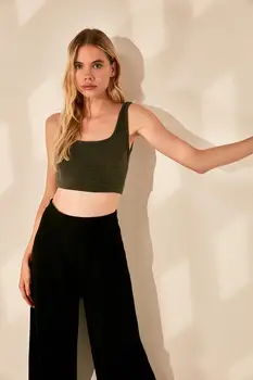 

Trendyol Crop Knitting Bustier TWOAW21BS0010