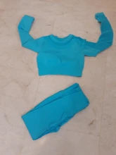 Conjunto de Yoga para mujer, ropa de gimnasio para Fitness, traje deportivo sin costuras con agujeros, Top corto de manga larga, Leggings de entrenamiento de cintura alta