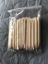 Herramientas para el cuidado de la pedicura de la eliminación de la cutícula de madera de 100 piezas