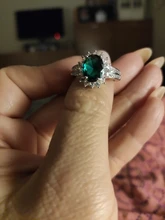 Huitan-anillos de boda de la serie de plantas románticas, anillo de compromiso de estilo europeo Vintage con piedra verde brillante, forma de flor de lujo