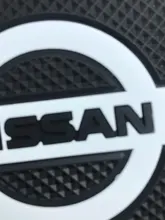 Alfombrilla antideslizante con logotipo de coche, alfombrilla antideslizante con soporte para teléfono, para Nissan, Nissan, Tiida, Teana, Skyline, Juke, x-trail, Almera