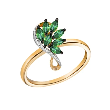

Ring with emeralds and diamonds