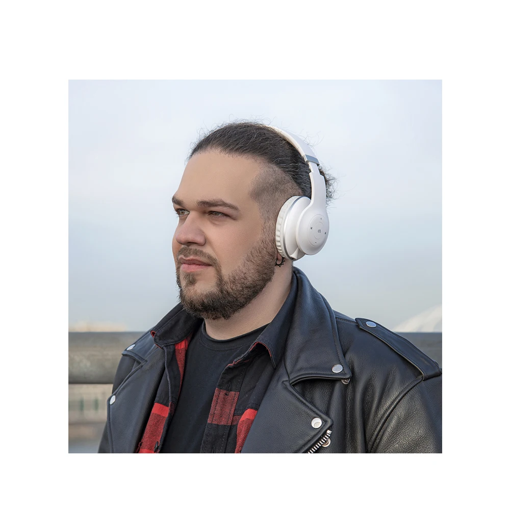 Bluetooth гарнитура INTERSTEP SBH-260 SoftFeel, белая