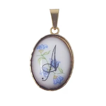 

18k gold pendant initial porcelain [5993]