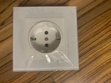 Coswall-Panel de alimentación de vidrio templado para pared, enchufe con conexión a tierra 16A, enchufe europeo, ruso, España, con cerradura protectora para niños