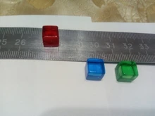50 unids/set 13 colores 8mm transparente Esquina cuadrada de cristal de colores dados pieza de ajedrez ángulo recto tamiz para juego de Puzzle