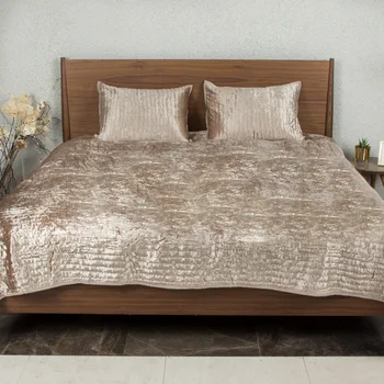 

Clara Bed Cover Single