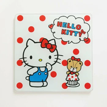 

Mini Kawaii Japanese Cartoon Surface Saver Tempered Glass Cutting Board 18*18cm/7.1*7.1in Non-slip Cutting Board