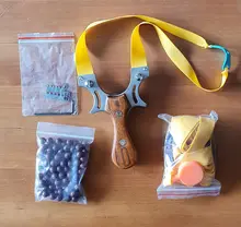 Tirachinas de acero inoxidable para caza potente, honda de cuero plano y madera maciza de alta precisión para exteriores y competición