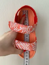 Zapatos de playa antideslizantes suaves para niños y niñas, sandalias abiertas de capitán américa, Spiderman, Mickey, novedad de verano