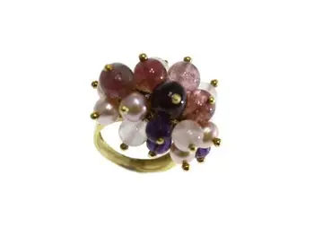 

Sterling yellow gold ring with cluster of balls in amethyst tones