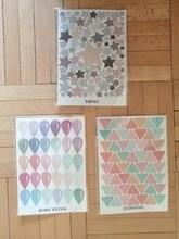 Adhesivo decorativo colorido en forma de corazón