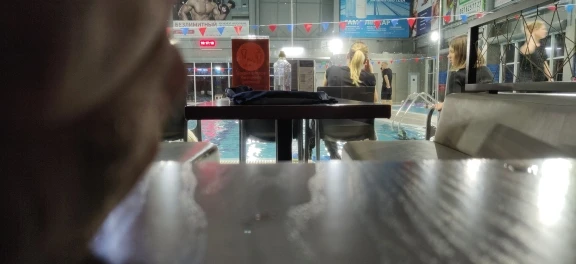 Отзыв о товаре Тестер толщины покраски Yunombo YNB-100, Цифровой измеритель толщины покраски автомобиля с руководством на русском и английском языке от пользователя U***v