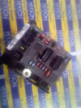 

T118470002J 9650618580 Box Reles/Fuses Citroen Berlingo *