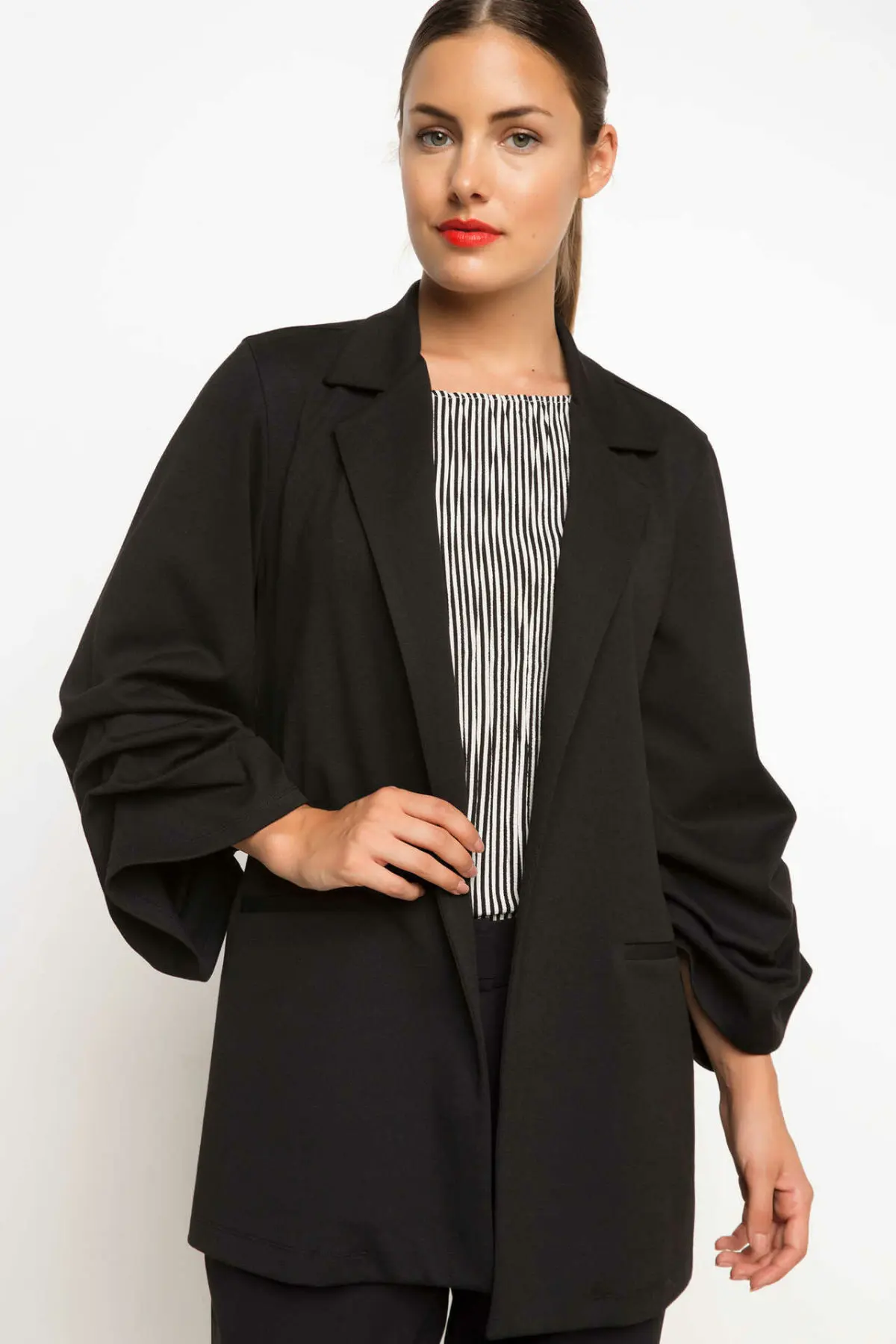 

DeFacto Woman Jacket-I1594AZ17AU