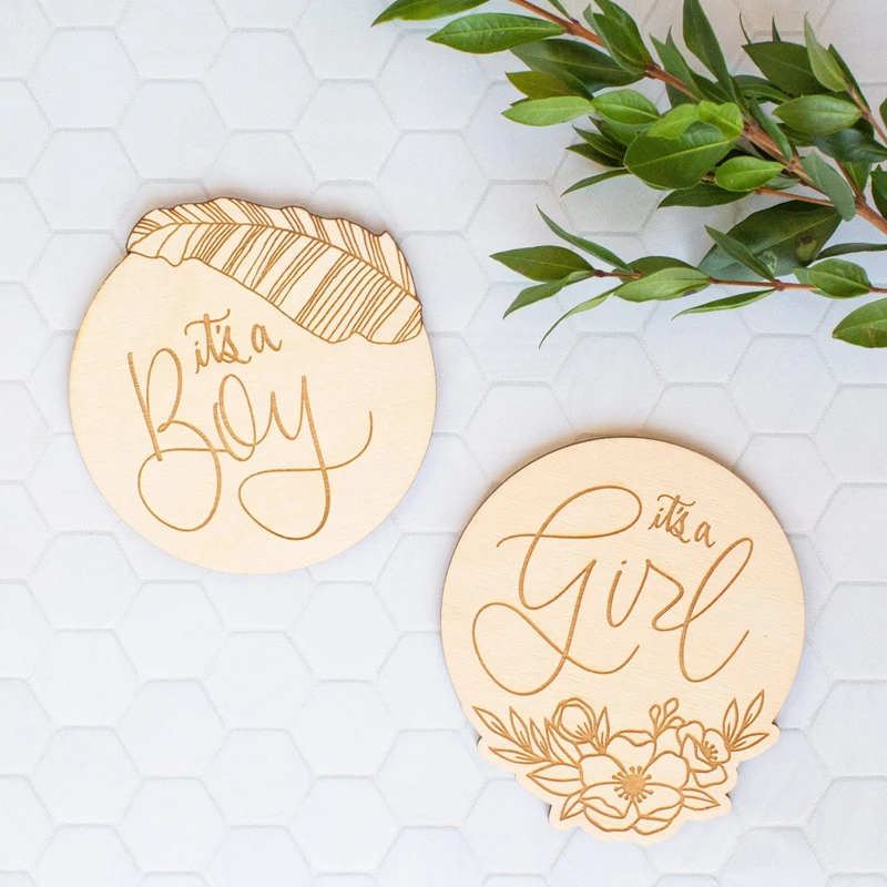 It's a Boy and It's a Girl Wooden Baby Milestone Card For Newborn Photography Props Accessories Month Cards Sticker Newborn Gift