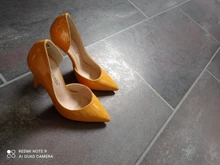 Zapatos de tacón alto para mujer, calzado elegante de charol con punta en pico, para oficina, primavera y verano, zapatos de novia, novedad de 2019