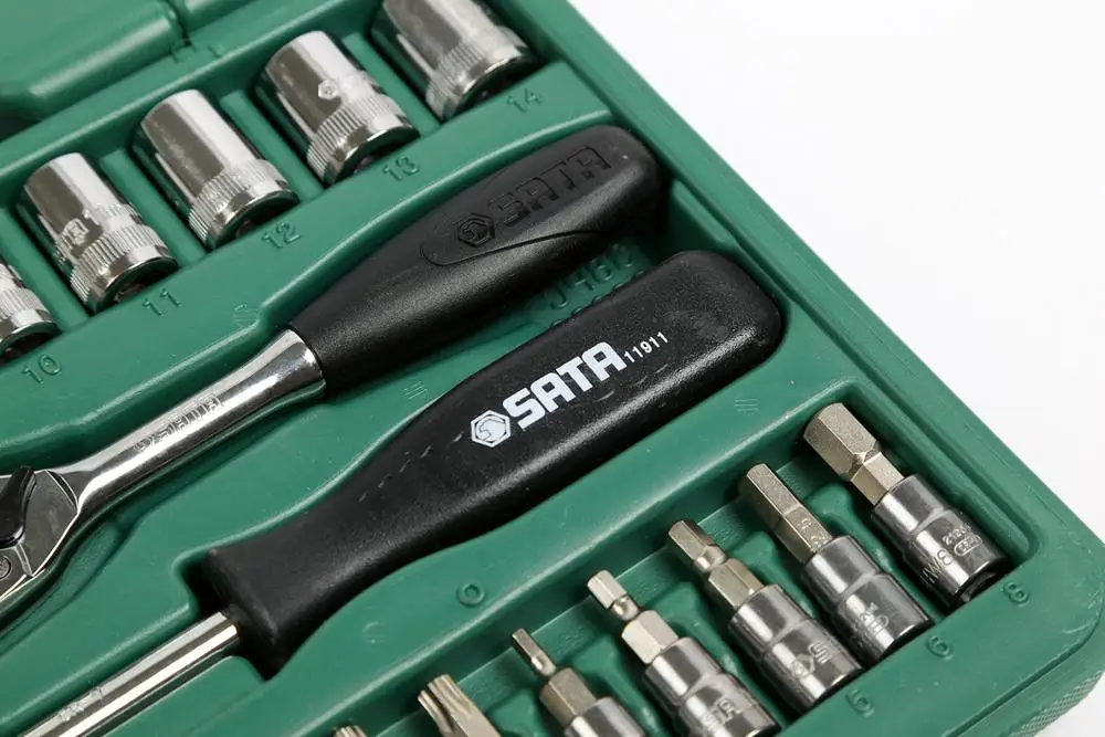 Sata 09002 38 В 1 Отвертка Набор прецизионных отверток Инструменты для обслуживания автомобиля Ремонт